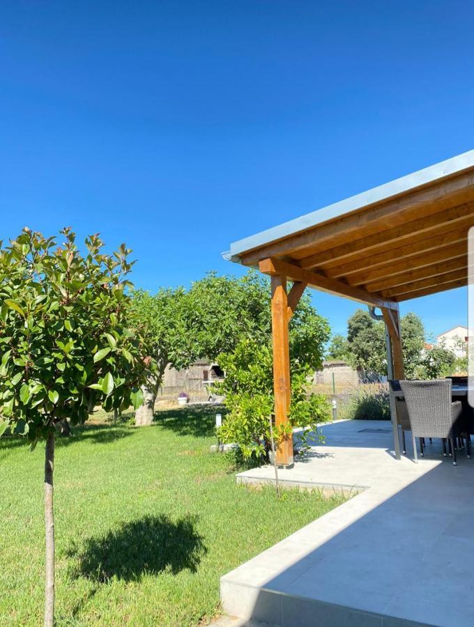 Holiday House Lucia Sukošan المظهر الخارجي الصورة